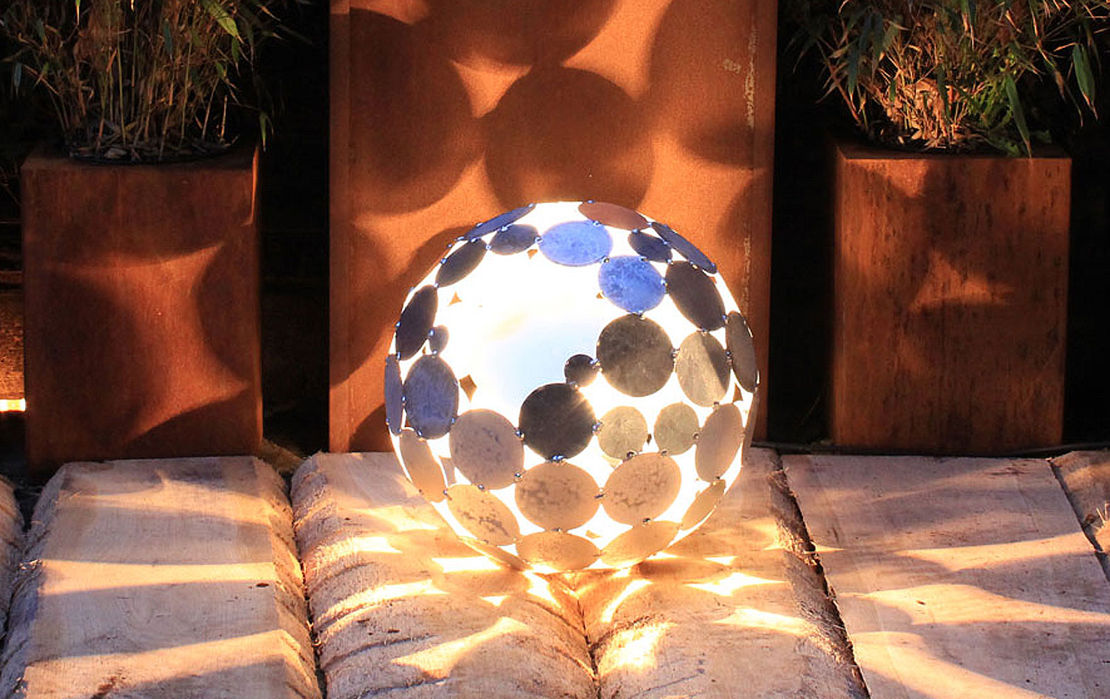 Kugel Leuchte d = 40 cm verzinkt outdoor